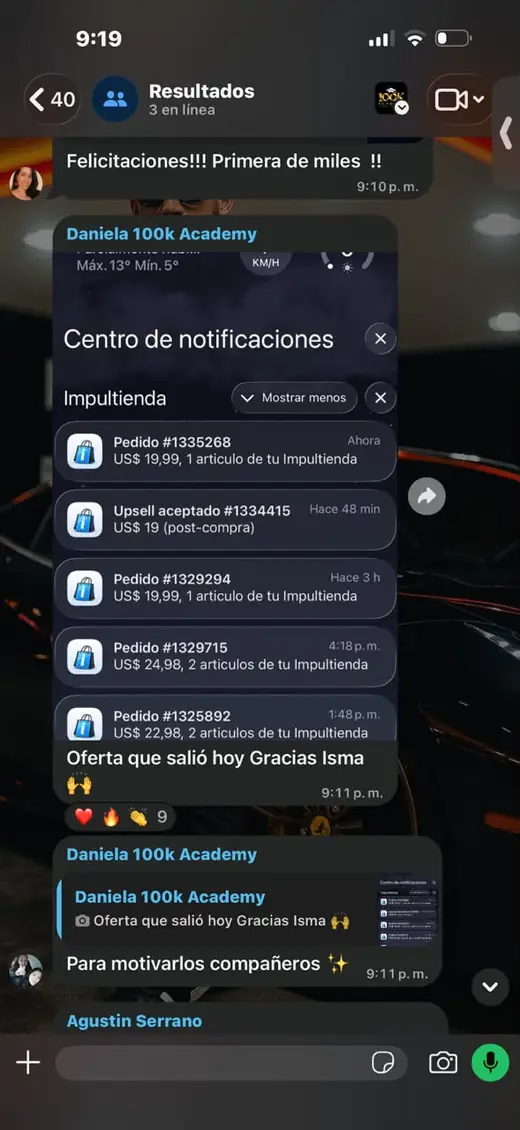 Alumna muestra cinco pedidos y un upsell de la oferta que lanzó ese día